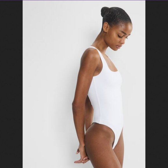 🥬NWOT Aritzia Babaton Contour Second-skin Squareneck Sleeveless Bodysuit Grey - Picture 6 of 16